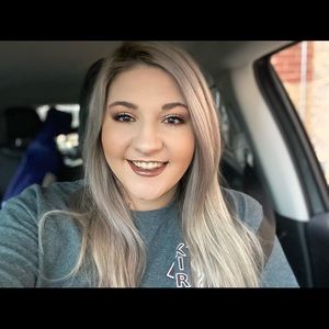 Meet your Posher, Haylee